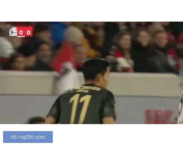 柏林联合战勒沃库森郑优营首发